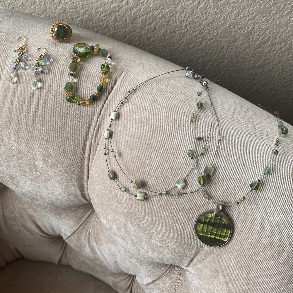Green with envy fashion jewelry bundle 💚